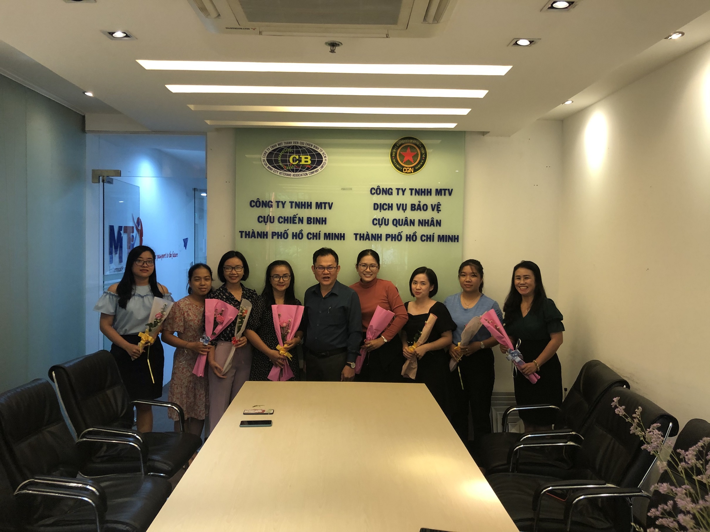 Ngày Phụ nữ Việt Nam 20-10-2020