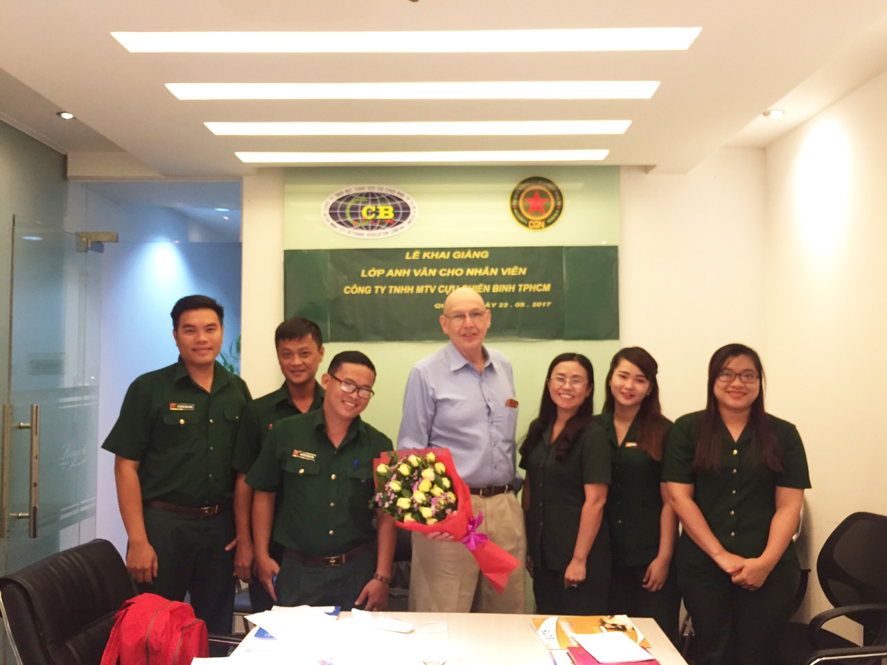 Khai giảng lớp Anh ngữ cho nhân viên Công ty Cựu chiến binh.